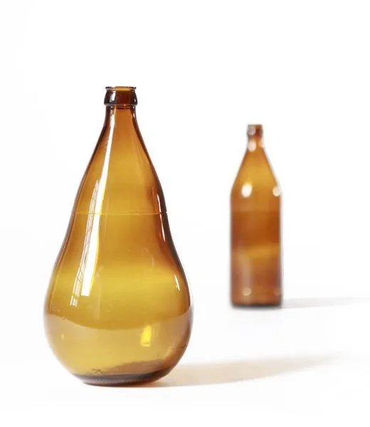 SAMESAME SAMESAME Bauchige Upcycling Vase aus Bierflasche – Produktbild 2 von 4