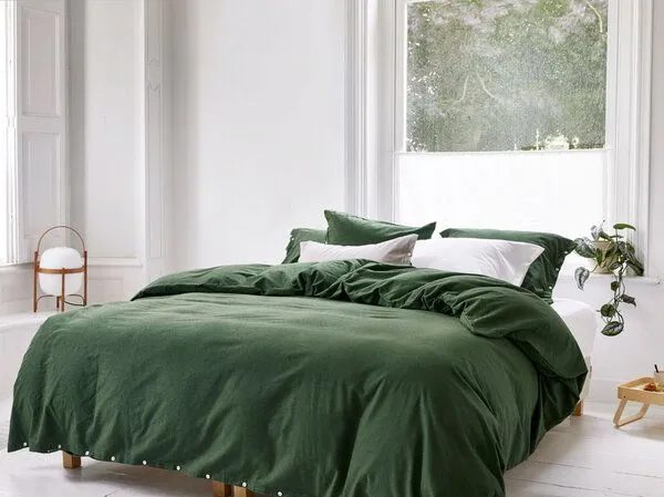 Yumeko Bettwäsche “Yumeko” aus Velvet Flanell, Moss green, – Produktbild 1 von 4