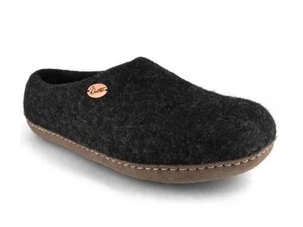 WoolFit WoolFit Barfuß-Hausschuhe „Footprint“ hand-gefilzt, extra weich & flexibel, Graphit(grau), – Produktbild 1 von 4