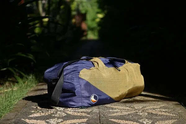 Ticket to the Moon Ticket to the Moon MOON CARRIER – Dufflebag aus recyceltem Material (40 L), Schwarz, – Produktbild 2 von 4