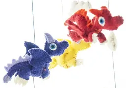 short'n'pietz short'n'pietz Mobile mit 4 bunten Drachen, handgefilzt – Produktbild 1 von 1