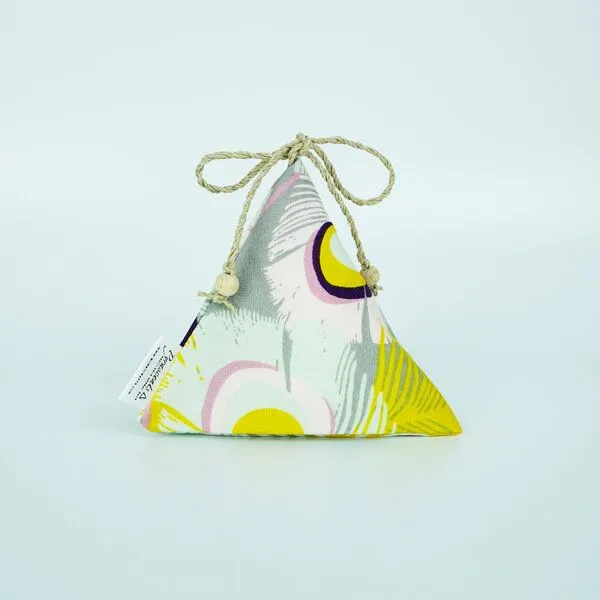 Burst Burst "Pyrascents" Duftpyramide/ Duftsäckchen, Funky peacock, – Produktbild 4 von 4