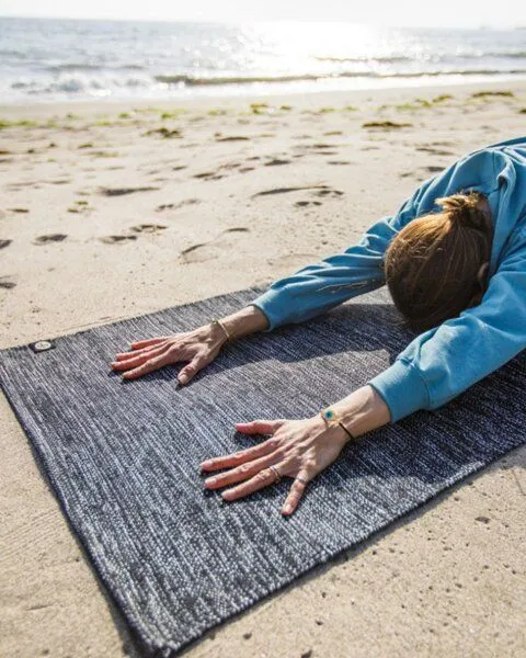 Manduka Manduka Yoga Teppich Shala, Schwarz, – Produktbild 3 von 4