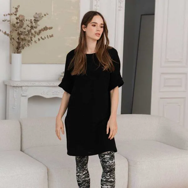 WiDDA berlin WiDDA berlin Strickkleid SNUG schwarz aus recycelter Wolle – Produktbild 1 von 3
