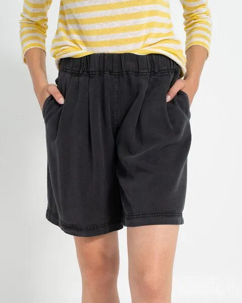 Alma & Lovis Alma & Lovis Shorts aus Tencel | Tencel Shorty, Schwarz, – Produktbild 1 von 4