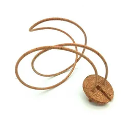 Kork-Deko Kork-Deko Weinglashalter aus Kork zum Umhängen mit Korkband Beige | Weinfest Zubehör – Produktbild 1 von 1