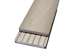 woodstore24 WPC Massivdiele WoodoMalta, 18 (S) x 146 (B) mm, hellgrau, einseitig 3D Holzoptik / einseitig geriffelt, beidseitig begehbar- Länge: 4,00 m – Produktbild 1 von 1