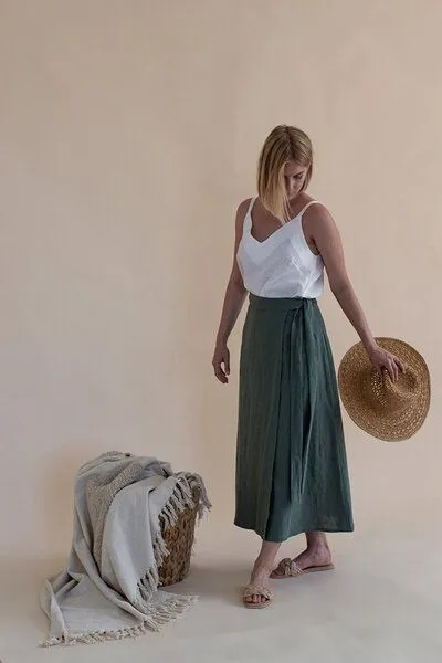 gust. gust. Leinen-Wickelrock - Linen Wrap Skirt - 100% Bio-Leinen, Pine (grün), – Produktbild 1 von 3