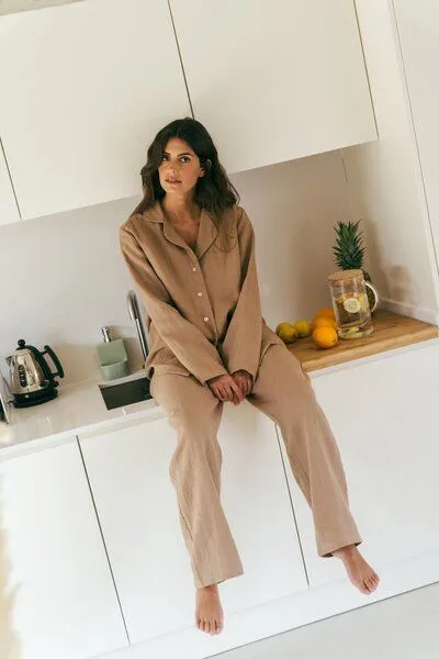 AmourLinen AmourLinen Langarm-Pyjama-Set Nightly, Rosy brown (braun), – Produktbild 4 von 4