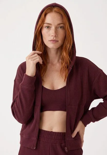 ORGANICATION ORGANICATION JENNIFER | Waffel-Hoodiejacke aus Bio-Baumwolle & recyceltem Polyester, Red, – Produktbild 4 von 5