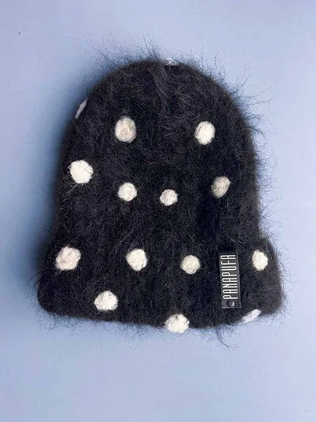 PANAPUFA PANAPUFA Gepunktete Mütze aus Mohair und Alpaka, Schwarz rosa, – Produktbild 4 von 4