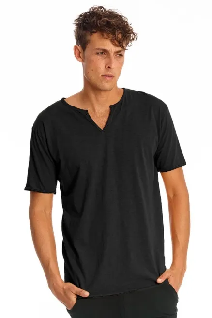 RAVENS VIEW IBIZA RAVENS VIEW IBIZA Herren vegan T-Shirt Eros Schwarz, Schwarz, – Produktbild 1 von 1