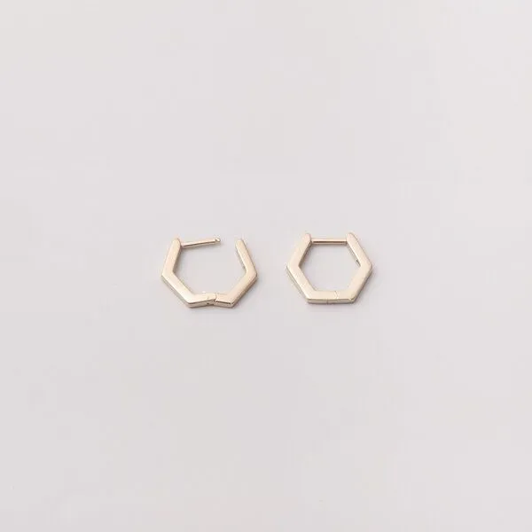 fejn jewelry fejn jewelry Ohrringe 'hexagon huggie', Gold, – Produktbild 1 von 3