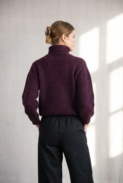 Jyoti - Fair Works Jyoti - Fair Works Baby-Alpaka Turtleneck Strickpullover Sabeti, Brombeer, – Produktbild 4 von 4