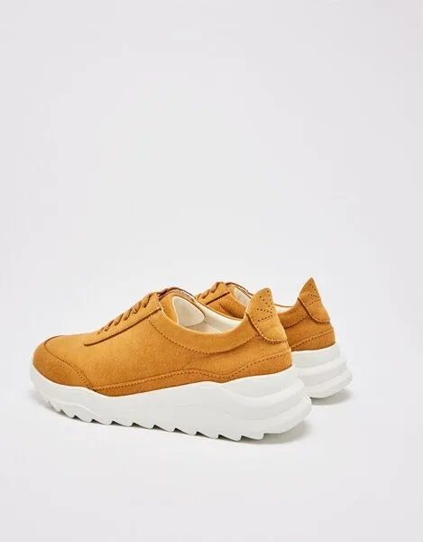 NINE TO FIVE NINE TO FIVE #pedró veganer Sneaker, Herren Runner aus recycelter Mircofaser, Cinnamon micro, – Produktbild 3 von 4