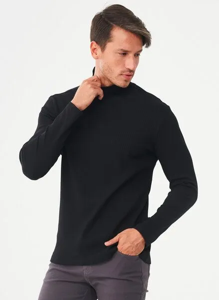 ORGANICATION ORGANICATION Geripptes Langarmshirt aus Bio-Baumwolle mit Rollkragen, Black, – Produktbild 3 von 4
