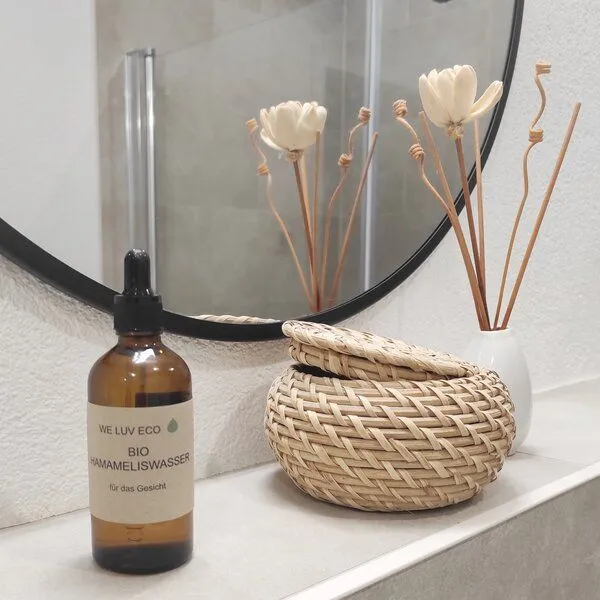 WE LUV ECO WE LUV ECO HAMAMELISWASSER | nachhaltig | plastikfrei | vegan – Produktbild 3 von 3