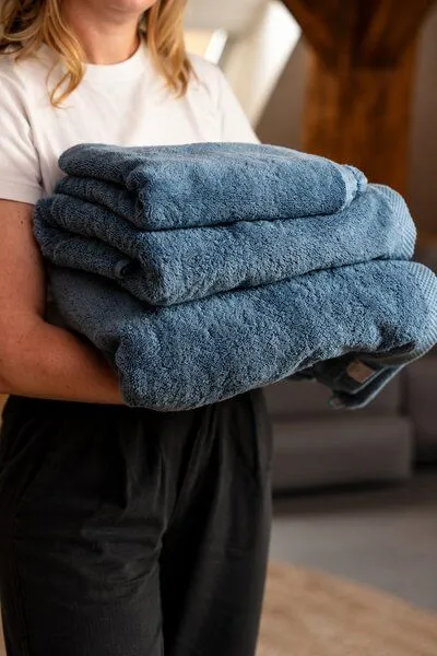 Pamukia Pamukia Frottee-Gesichtshandtuch 30 × 50 cm aus 100 % GOTS-zertifizierter Bio-Baumwolle | Kollektion Essence, Blau, – Produktbild 8 von 8