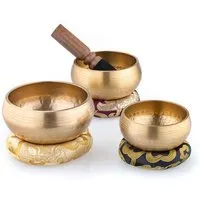 naturling naturling Klangschalen Messing 3er Set mit Klöppel und Kissen – Produktbild 1 von 1