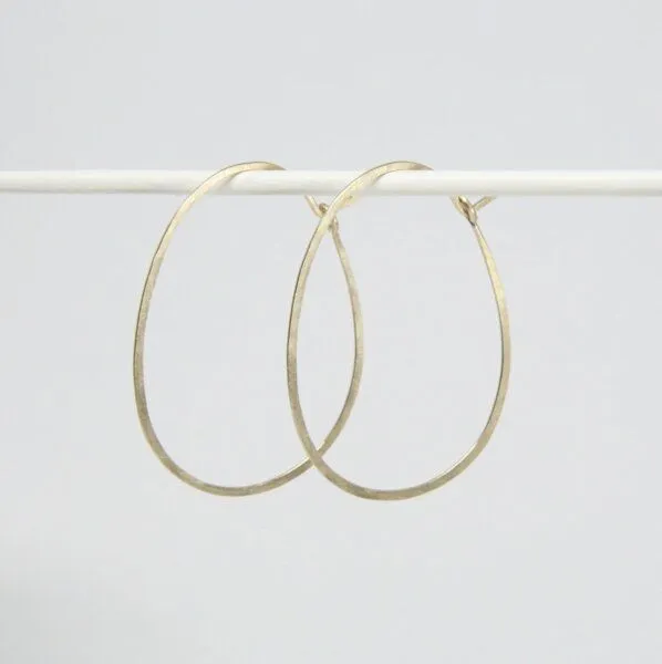 BELLYBIRD Jewellery BELLYBIRD Jewellery CREOLEN - Oval, gehämmert, M/L, Vergoldet, – Produktbild 2 von 4