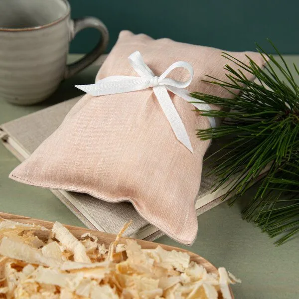 nahtur-design nahtur-design Zirbenkissen aus Bioleinen, Apricot, – Produktbild 1 von 4