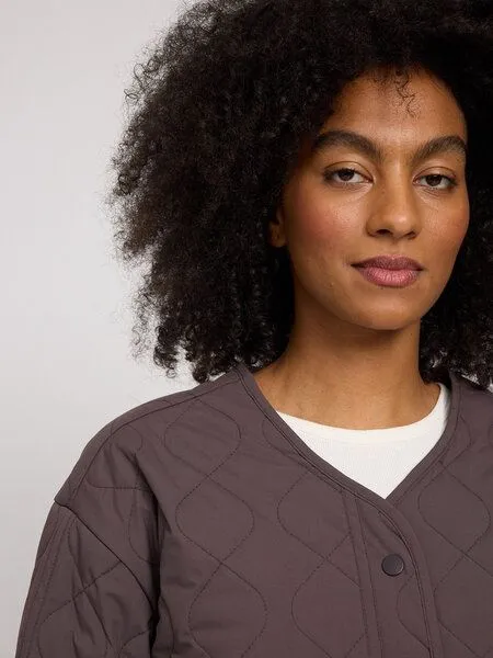 Mazine Mazine leichte Steppjacke aus recykeltem Plastik, Braun, – Produktbild 3 von 3