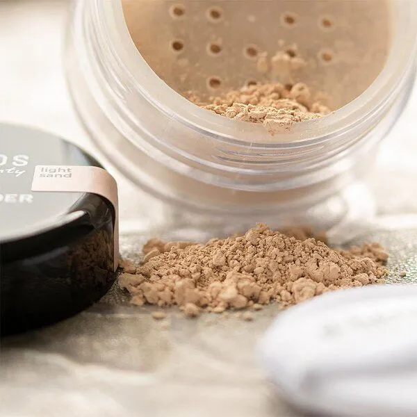 Benecos Benecos Naturkosmetik - Mineral Puder - talkfrei, Light sand, – Produktbild 5 von 5