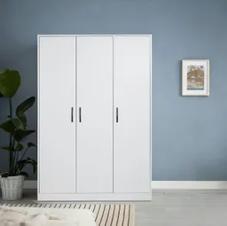 OTTO home Kleiderschrank Hamburg platzsparend in moderner Optik, FSC zertifiziert (mit durchdachter Innenaufteilung und viel Stauraum 117 cm Breite) Moderne Optik in weiß, robuste Verarbeitung für den Alltag – Produktbild 1 von 1