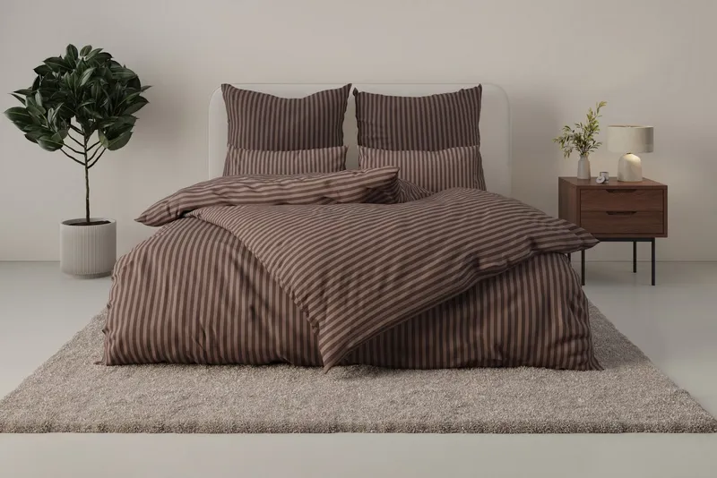 Bruno Banani Bruno Banani Bettwäsche Jassen mit feinen Querstreifen, Renforcé, 2 teilig, moderne Streifen-Bettwäsche, mehrere Qualitäten, auch Premium, Braun, – Produktbild 2 von 5
