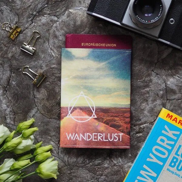 paprcuts paprcuts RFID Reisepasscover, Wanderlust (braun gelb), – Produktbild 3 von 3