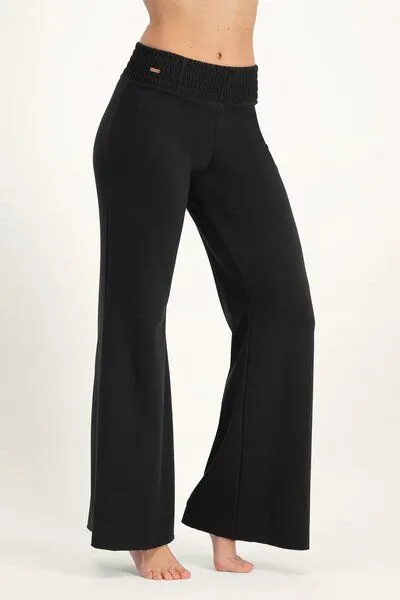 Urban Goddess Urban Goddess Weite Yogahose Flow mit Bambus viskose, Onyx black (schwarz), – Produktbild 2 von 3