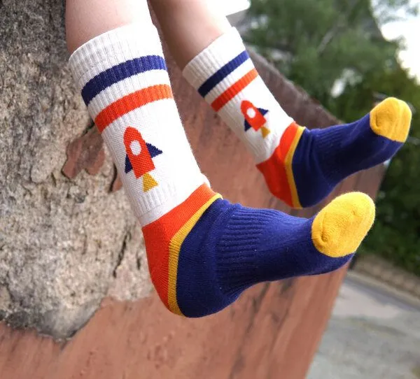 Fräulein Prusselise Fräulein Prusselise Sportsocke Rakete Tennissocke bunt und cool für Damen Herren und Kinder, bunt gemustert – Produktbild 3 von 3