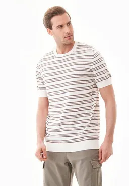 ORGANICATION ORGANICATION Feinstrick-T-Shirt aus Bio-Baumwolle mit Streifen – Produktbild 1 von 1