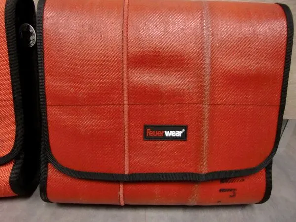 Feuerwear Feuerwear Walter Umhängetasche, Rot, – Produktbild 3 von 4