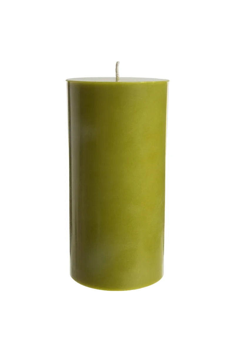 Tranquillo Handgearbeitete Stumpenkerze GLUMI green, Ø 7,5 x 15 cm - grün – Produktbild 1 von 3