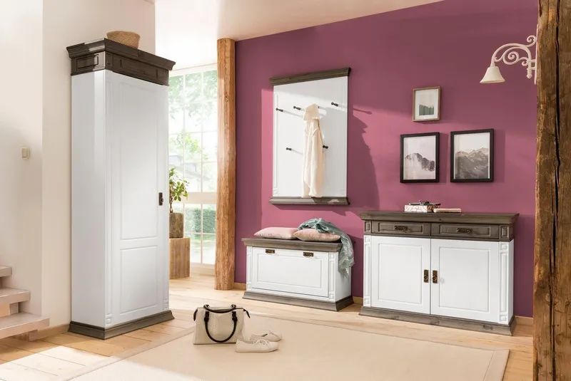 OTTO home Kommode Vinales, mit 2 Schubläden, 2 Türen und Messinggriffe im Jugendstil, Messinggriffe im Jugendstil, mit Zierleisten und elegantem Sockel, Weiß, – Produktbild 3 von 5