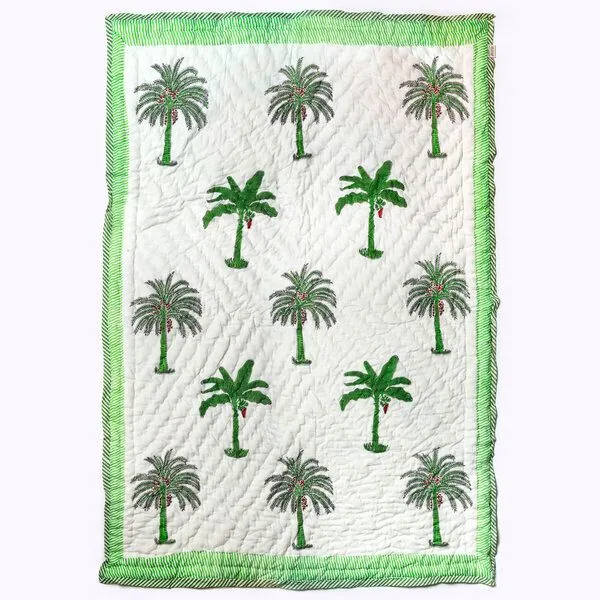 KIKOONI KIKOONI Kleine Tagesdecken und Kinder - Kuscheldecken " COZY K", Holiday love, – Produktbild 3 von 4