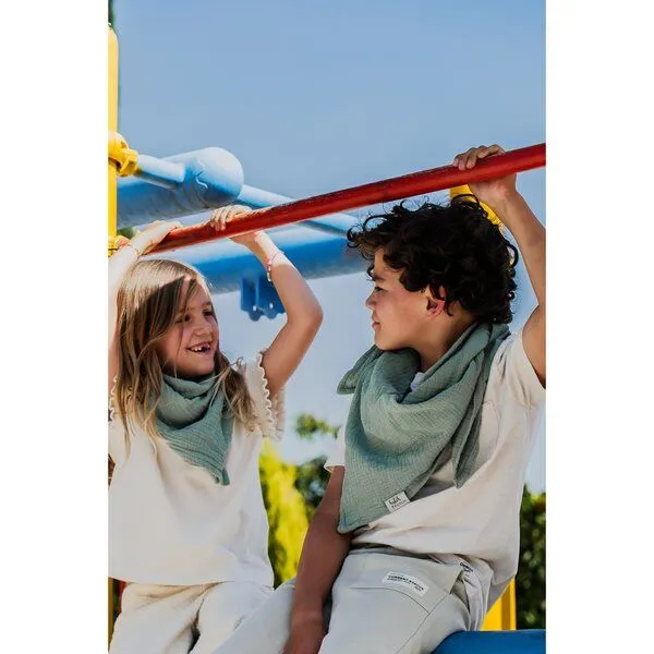 Hutch&Putch Hutch&Putch Musselin Halstuch - Schal - Dreieckstuch für Kinder (6-14 Jahre) aus 100% Bio-Baumwolle, Eucalyptus, – Produktbild 3 von 4