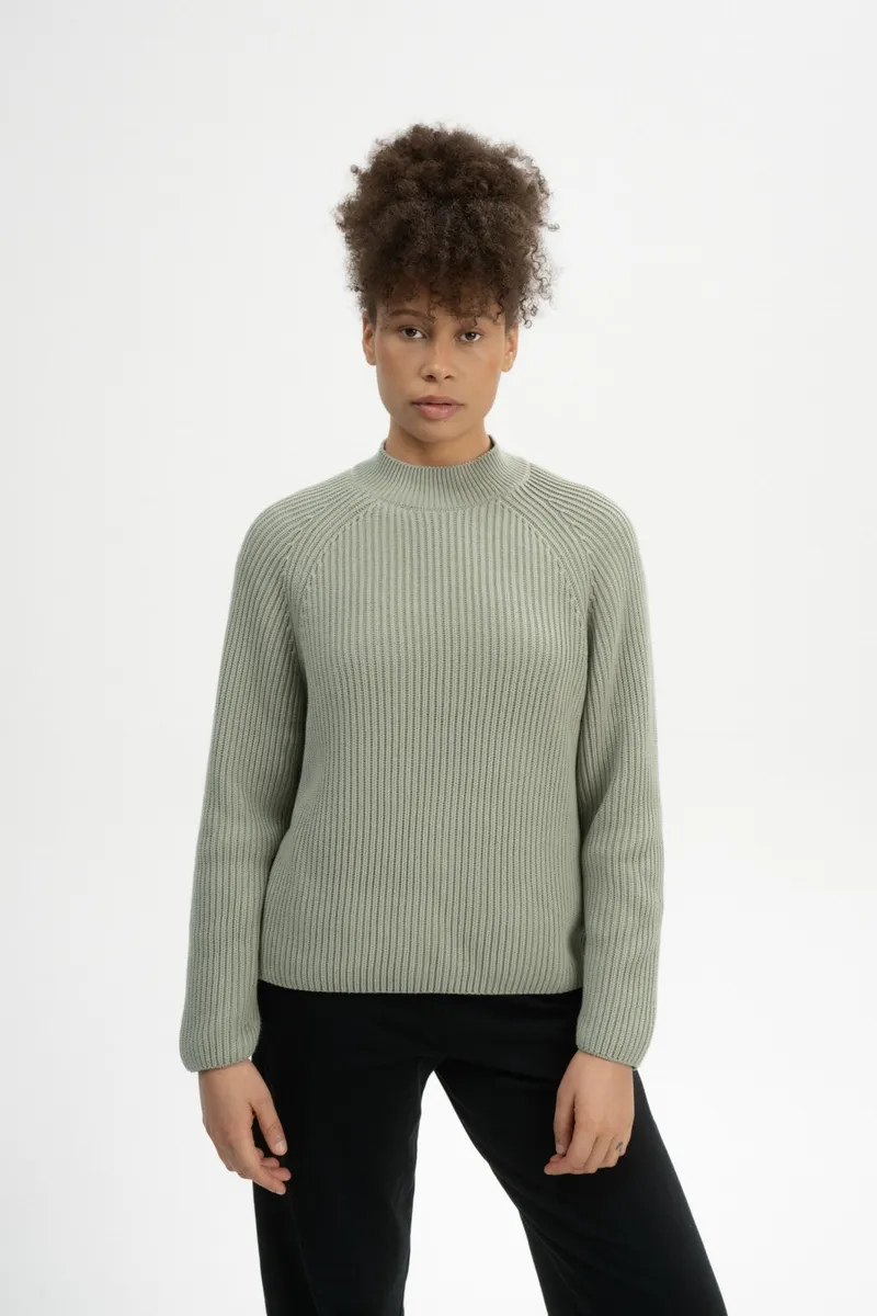 MELA MELA Damen vegan Strickpullover Rippe Stehkragen Analah Grün Lehm, Hellgrün, – Produktbild 2 von 2