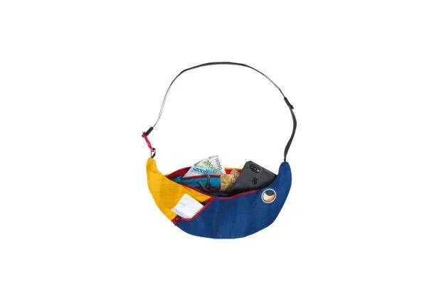 Ticket to the Moon Ticket to the Moon upcycled Bauchtasche/Crossbody Umhängetasche "Sling Bag", Unique (bunt), – Produktbild 3 von 4