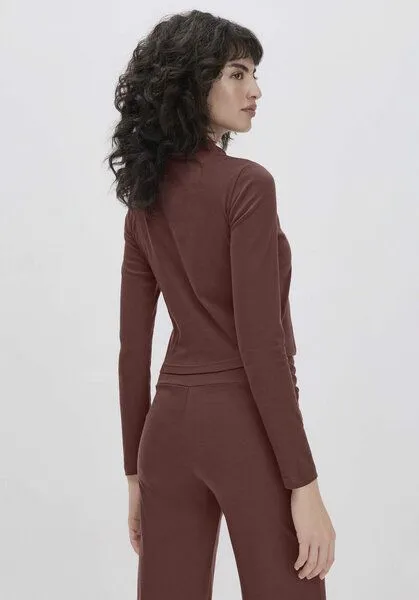 hessnatur hessnatur Longsleeve Fitted ACTIVE LIGHT aus reiner Bio-Baumwolle, Hennabraun, – Produktbild 2 von 4