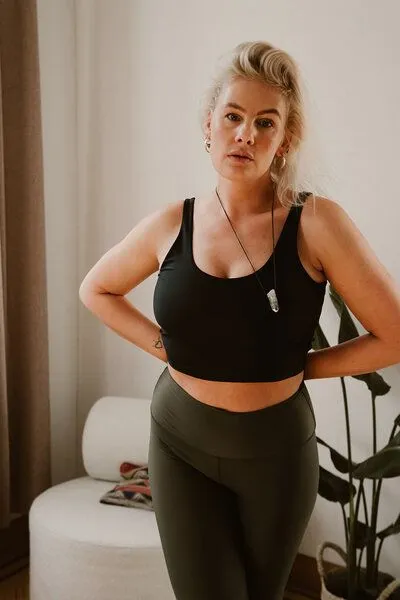 The View Yoga The View Yoga Iris Top Forever Black, Black, – Produktbild 4 von 4