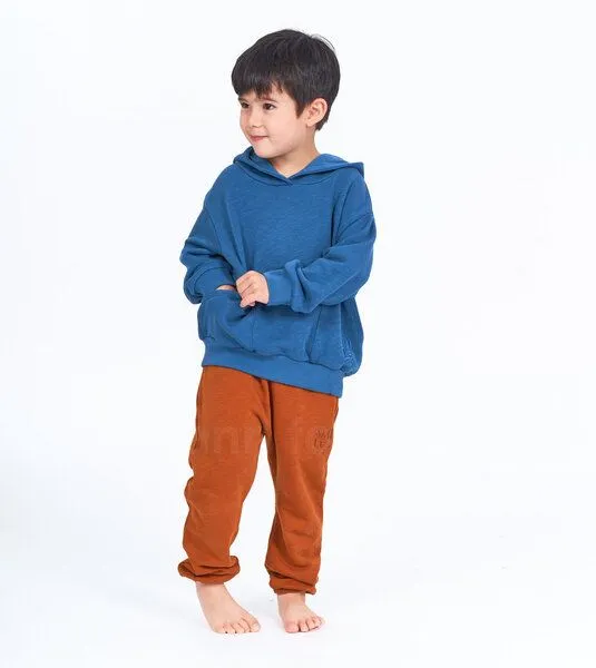 Sense Organics & friends in cooperation with GARY MASH Sense Organics & friends in cooperation with GARY MASH Bequeme Kinder Sweathose aus Biobaumwolle, Braun, – Produktbild 3 von 4