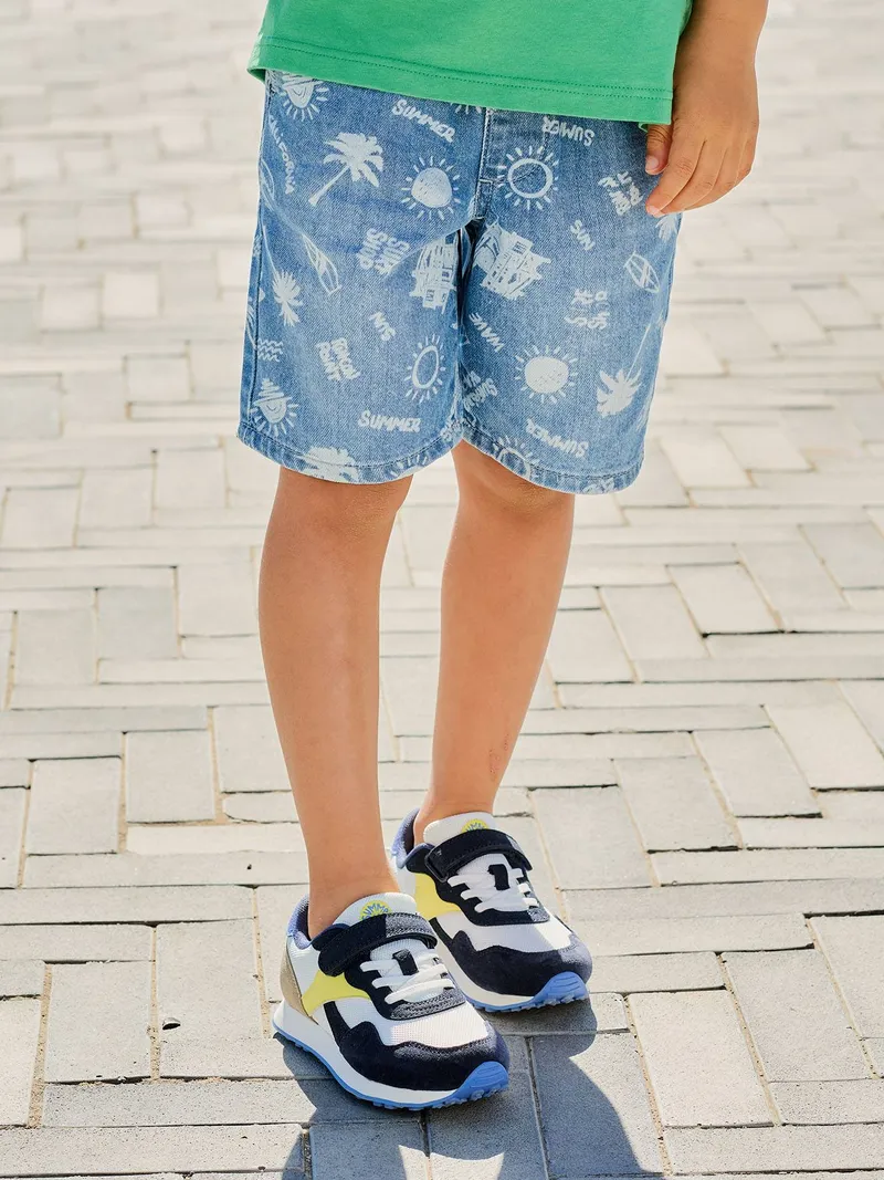 Vertbaudet Jungen Jeans-Shorts mit Dehnbund, Blau bedruckt, – Produktbild 2 von 4