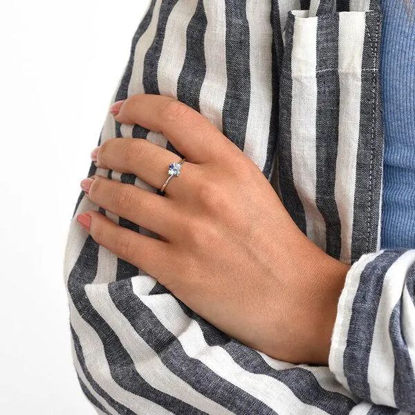 Eppi Eppi Cluster-Ring mit Aquamarin, Labradorit, Saphir und Diamant Bluma, Weiss, – Produktbild 3 von 4
