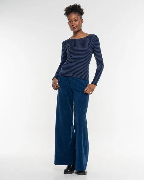 Alma & Lovis Alma & Lovis Geringeltes Longsleeve aus softer Bio-Baumwolle | Ringel Shirt, Twilight (blau), – Produktbild 3 von 4