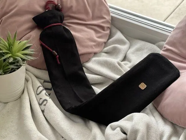 Himal Hemp Himal Hemp XXL Wärmflasche Bio Vegane Wärmewurst Veliwu 80cm 2,5L, Schwarz, – Produktbild 3 von 4