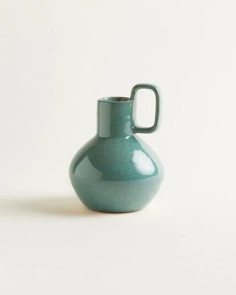 onomao onomao Handgemachte Vase 'Eusébio' aus Steinzeug, Teal, – Produktbild 1 von 1
