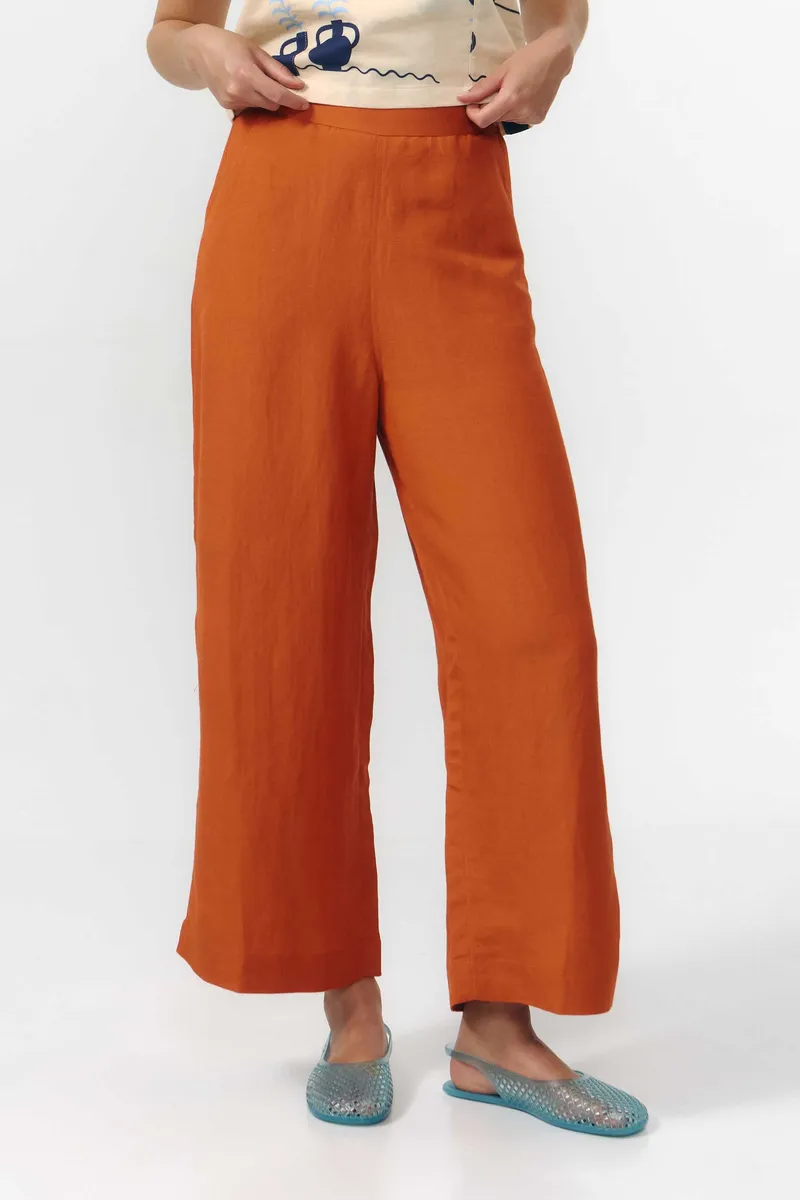 SUITE13LAB SUITE13LAB Damen vegan Hose Hatta Henna, Dunkelorange, – Produktbild 1 von 2