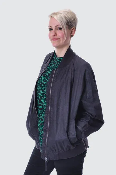 LangerChen LangerChen Jacket Winton - Boyfriend Bomberjacke aus Leinen, Black (schwarz), – Produktbild 2 von 4